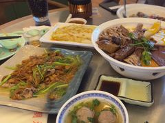 -潮界(LU·ONE凯德晶萃广场店)