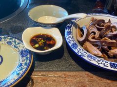 -大匠工房古船木艺术餐厅·猪肚鸡专门店(长白仙岛店)