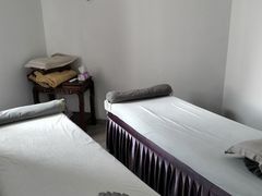 -龙脊堂龙氏推拿 整脊(陆家浜店)
