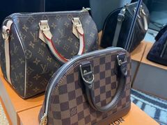 -小飞侠奢侈品回收 寄卖 养护(宝山宝龙广场店)