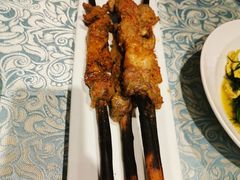 戈壁滩红柳烤肉-巴扎美食·新疆菜·西域歌舞表演餐厅(新疆大厦店)