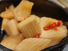 -铭牛烧肉·和牛海鲜自助(高新月牙湖店)