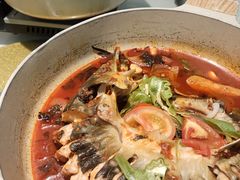 -刘姐啤酒鱼民族演艺餐厅(西街总店)