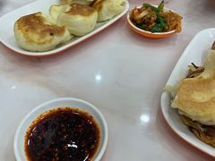 -兴隆水煎包(学院路分店)