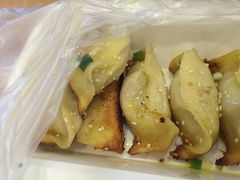 -小姜锅贴(凤凰街店)