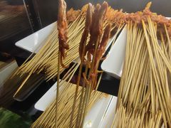 鸭舌-佰人王串串香火锅(洋珠巷店)