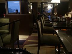 -上海西藏大厦万怡自助餐厅(徐汇店)