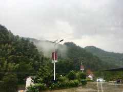 -大围山峡谷漂流