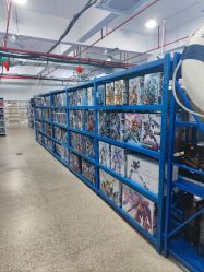 -逝水玩具折扣店