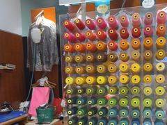 -玛奴拉改衣(万里家乐福店)