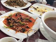 -溢心园香河肉饼总店