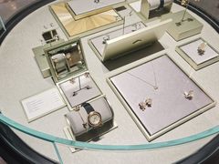 -梵克雅宝(国贸商城店)