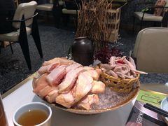-洪氏嗨捞·猪肚鸡火锅(阳光天地店)
