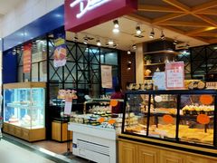面包甜点陈列柜-迪莉娅(欧亚卖场店)