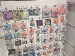 -嗨本可潮玩仓(大兴大悦春风里店)