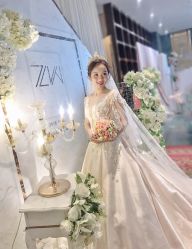 -艾米丽婚纱礼服