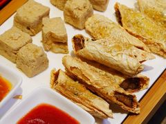 咸亨臭豆腐-香园茶社·金陵小灶(老门东店)