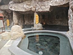 -裕龙汤泉