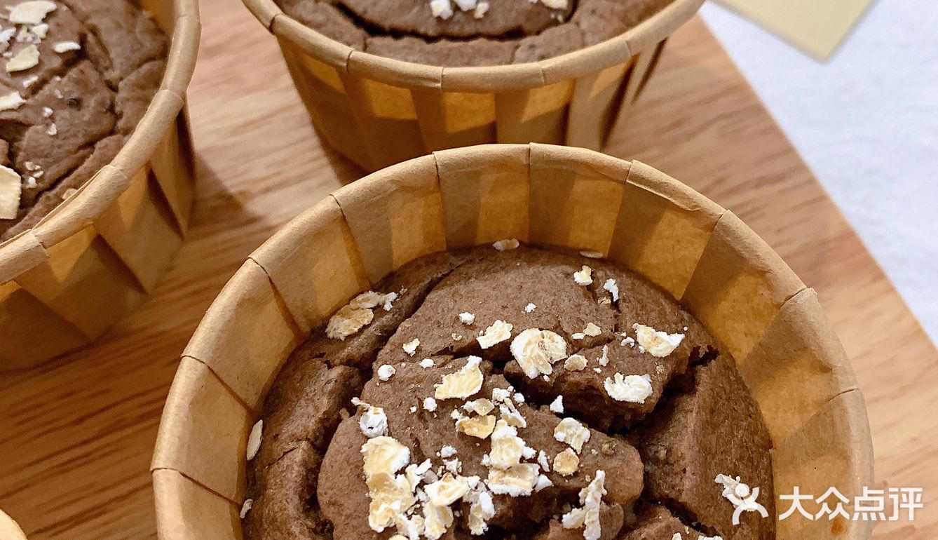 ♥️无面粉!!巧克力燕麦玛芬蛋糕🍫简单免打发