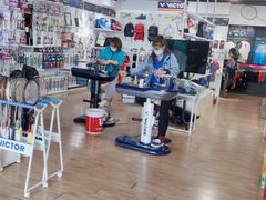 -YONEX苗江运动城(源深店)