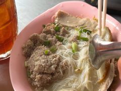 猪肉清汤➕肉碎鱼丸-榮泰米粉湯(Left Shop)