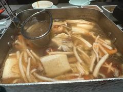 -左庭右院鲜牛肉火锅黑金店(陆家嘴中心店)