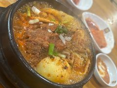-喇喇排骨火锅·传统韩式脊骨汤(望京西园总店)