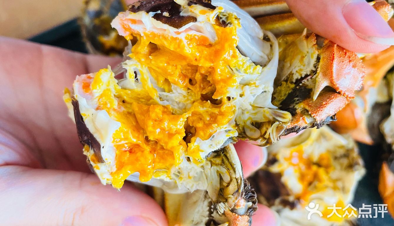 什么秋天的第一口螃蟹还没吃到？