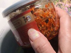 麻辣萝卜块-鑫记婆婆兔·成都特产·兔头手撕兔(太古里店)