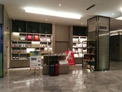 -榆林榆阳西路火车站亚朵酒店