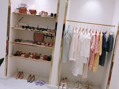-nana showroom娜娜家服装店