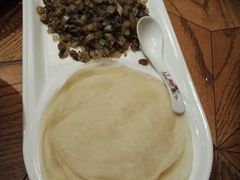 风味馕炒肉-阿罗新疆菜(人民广场店)