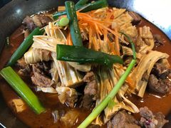 -民间瓦缸煨汤館(嵩山路店)