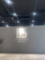 点击看大图 -D5街舞培训机构