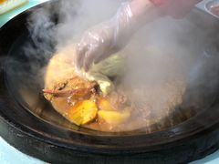 -鱼窝棚柴火铁锅炖(富山屯店)