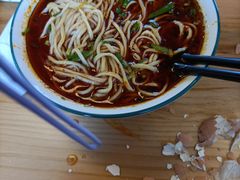 -兰河巷牛肉面(曲江店)