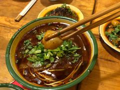 -拈签一笑黄牛肉辣卤串串