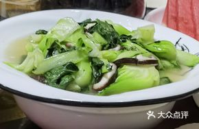 Stir-Fried Greens with Mushrooms
