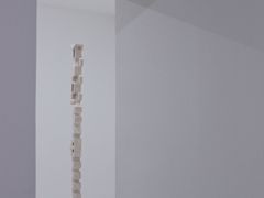 -胶囊画廊