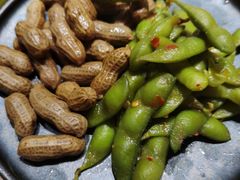 -山野的朋友露营炭火烤肉