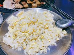 蛋炒饭-马路牙子烧烤音乐酒馆(望京店)