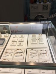 -潮宏基珠宝旗舰店(苏宁广场店)
