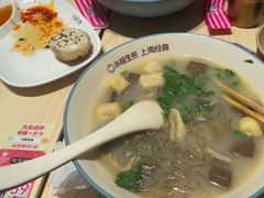 -小杨生煎(浦江欢乐颂店)