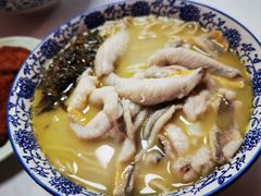 -明呈黄鱼面馆(斜土路店)