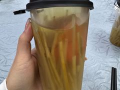 茅根竹蔗水-天宝食坊·啫啫煲大排档(西华路店)