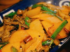 -遵义虾子卢四羊肉粉(大沽路店)