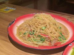 -泥糊破店小酒馆·团建聚餐(南京西路店)