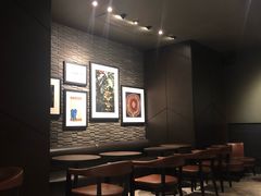 -星巴克臻选(南京金茂览秀城店)