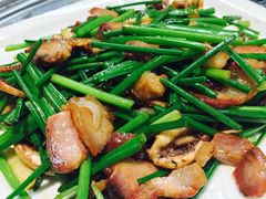 叉烧鱿鱼炒韭菜花-宏记广东客家菜(丰汇店)