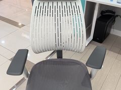 -康朴乐儿童学习桌椅(蓝色港湾店)